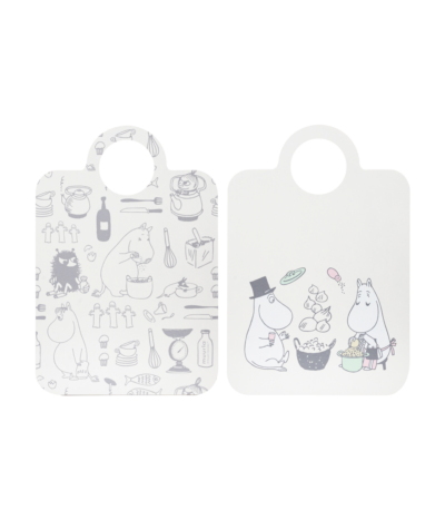 https://moominshophawaii.com/cdn/shop/products/Muurla-Moomin-Originals-Chop-Serve-Bon-Appetit-2700-2131-01-6416114968619_3-400x467_1024x1024.png?v=1679693267